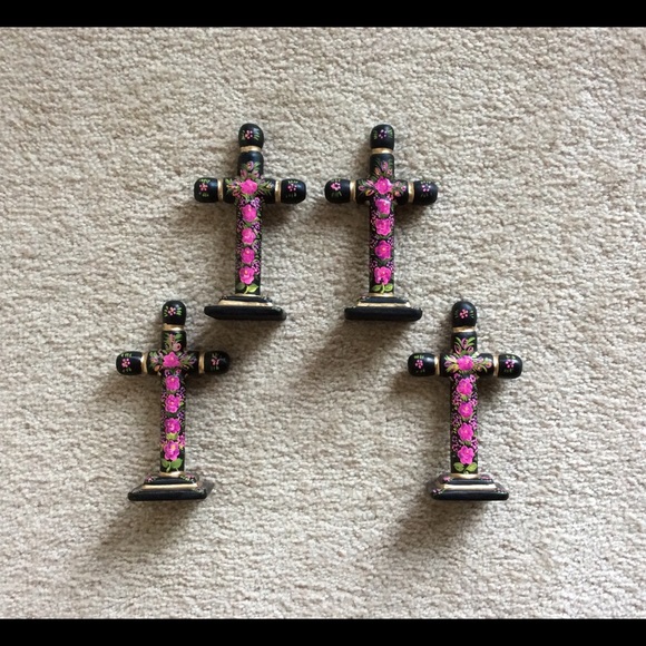 New hand painted wood cross from Chiapas, Mexico. - Picture 2 of 7